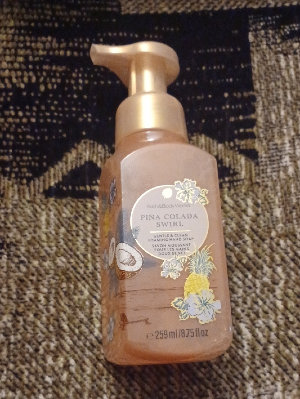 4/$40 New Bath & Body Works "Piña Colada Swirl" Foaming Hand Soap - 259 mL Pump